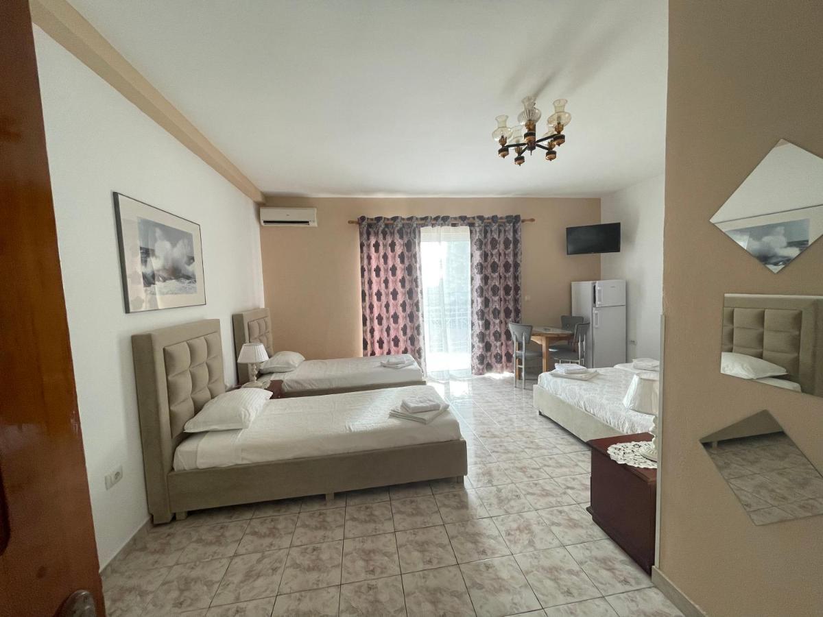 Oni'S Apartments Saranda Kültér fotó