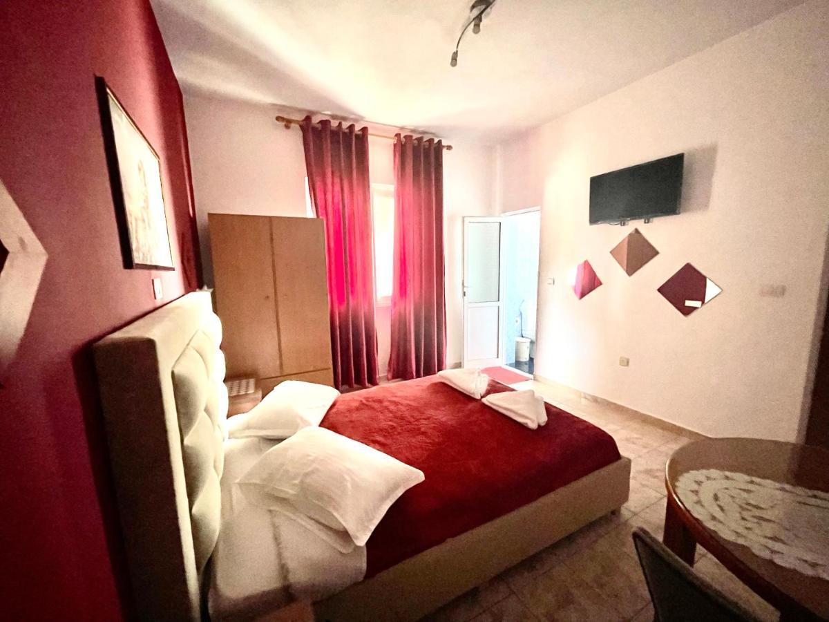 Oni'S Apartments Saranda Kültér fotó