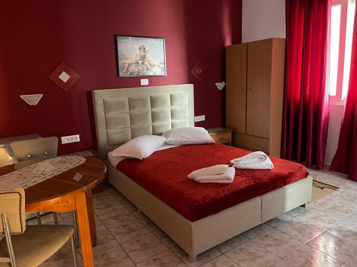 Oni'S Apartments Saranda Kültér fotó