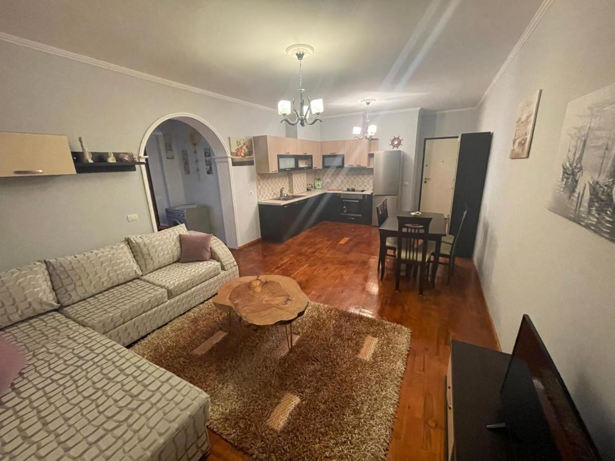 Oni'S Apartments Saranda Kültér fotó
