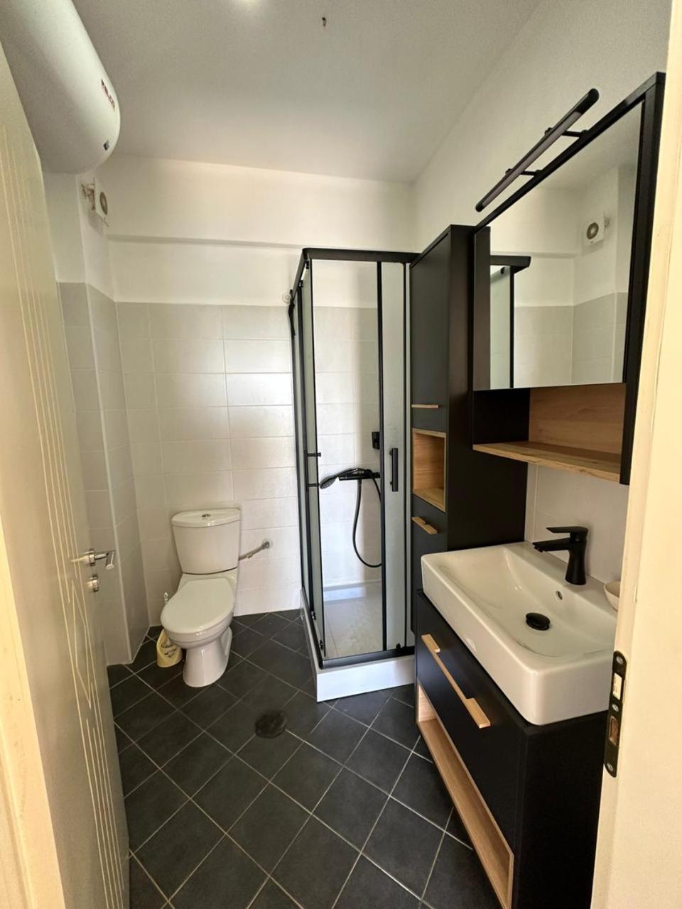 Oni'S Apartments Saranda Kültér fotó